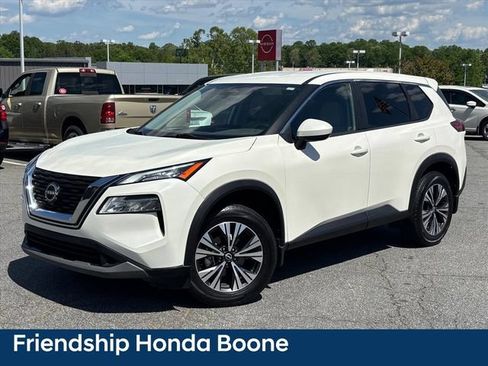 Used 2023 Nissan Rogue SV AWD/4WD image 2