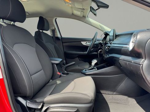 Used 2023 Kia Forte LXS image 13