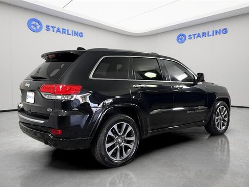 Used 2017 Jeep Grand Cherokee Overland image 9