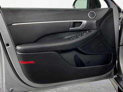 Used 2023 Hyundai Sonata SEL w/ Convenience Package FWD image 19