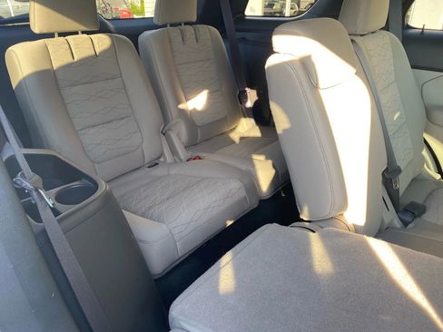 Used 2013 Ford Explorer Base 4D w/ Class III Trailer Tow Pkg image 29