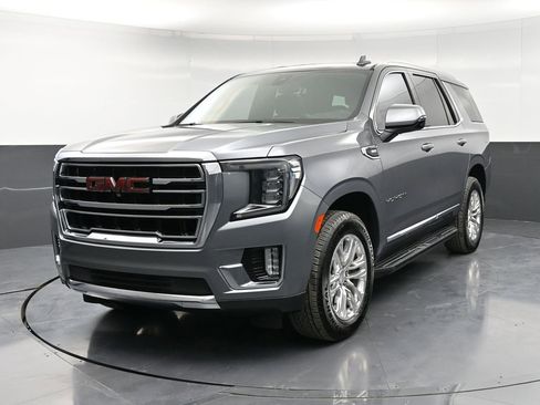 Used 2021 GMC Yukon SLT w/ SLT Premium Package image 6