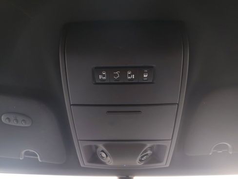 Used 2019 Dodge Grand Caravan GT image 7