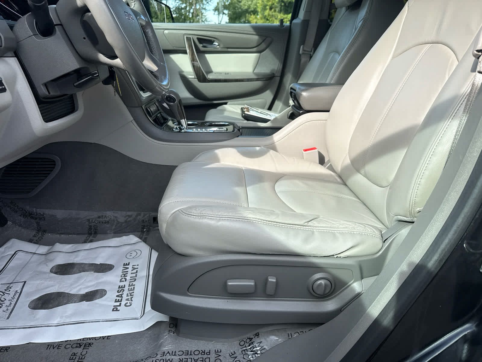 Used 2015 GMC Acadia SLT FWD image 11