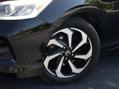 Used 2016 Honda Accord EX-L image 25