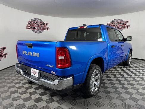 Used 2025 RAM 1500 Big Horn AWD/4WD image 7