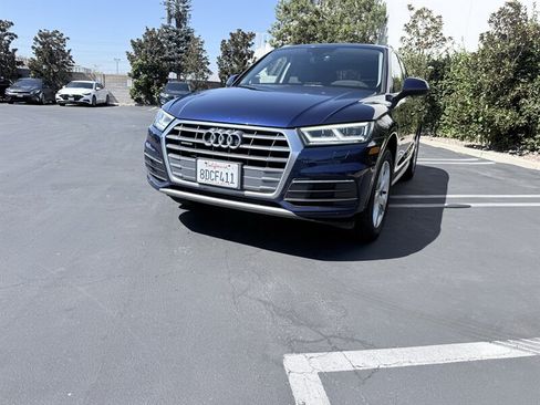 Used 2018 Audi Q5 2.0T Premium Plus AWD/4WD image 3