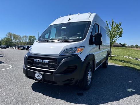 New 2026 RAM ProMaster 1500 w/ Crew Van Package FWD image 20