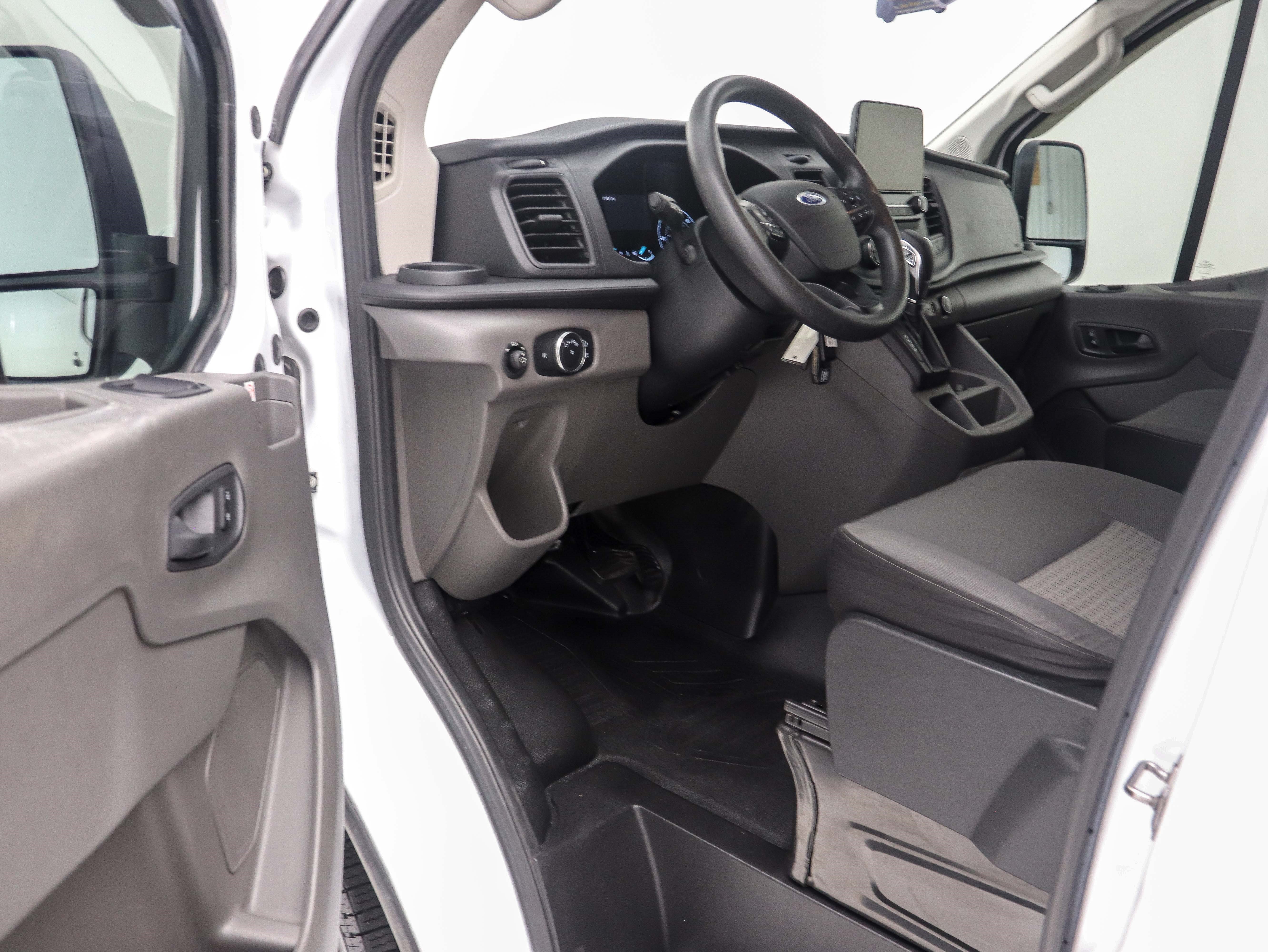 Used 2020 Ford Transit 350 Low Roof AWD image 16