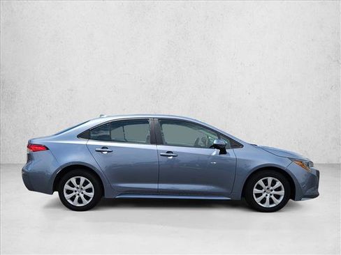 Used 2024 Toyota Corolla LE FWD image 4