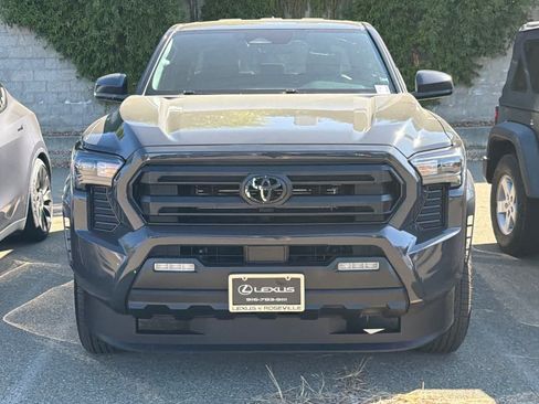 Used 2024 Toyota Tacoma SR5 RWD image 6