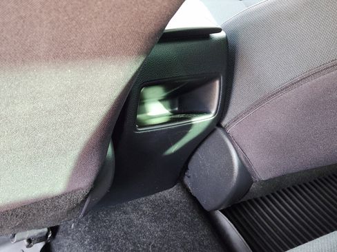 Used 2022 Toyota Corolla SE image 39