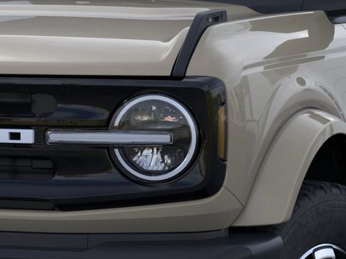 New 2026 Ford Bronco Outer Banks AWD/4WD image 21