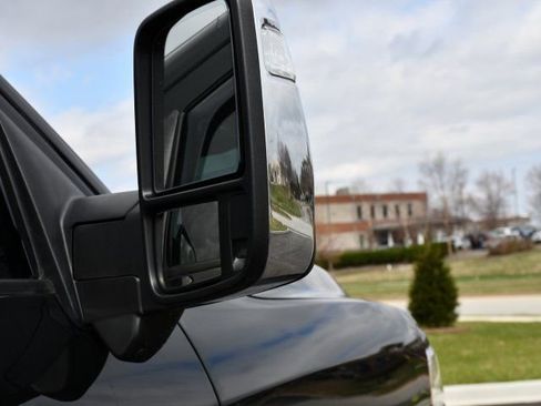 Used 2024 RAM 2500 Laramie w/ Sport Appearance Package image 3