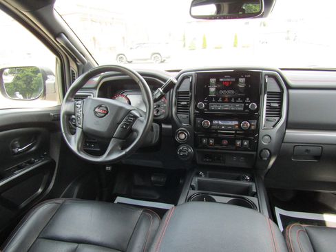 Used 2021 Nissan Titan PRO-4X w/ Pro-4x Convenience Package image 24