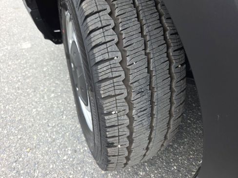 Used 2024 Ford Transit 350 XL image 27