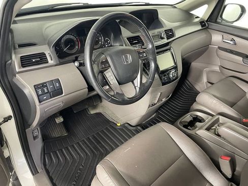 Used 2016 Honda Odyssey EX-L image 3
