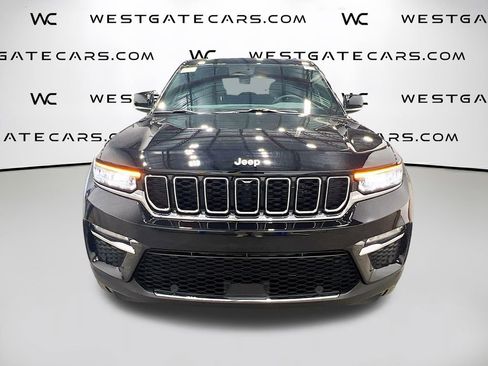 New 2025 Jeep Grand Cherokee Limited w/ Luxury Tech Group II image 4