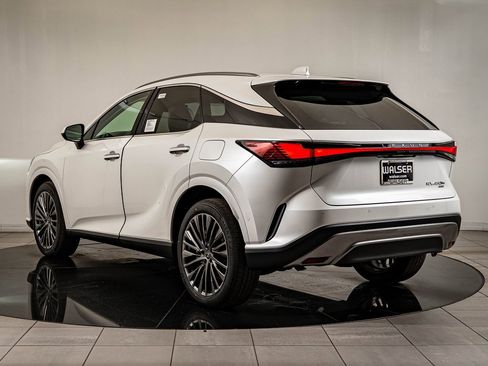 New 2026 Lexus RX 450h AWD image 6