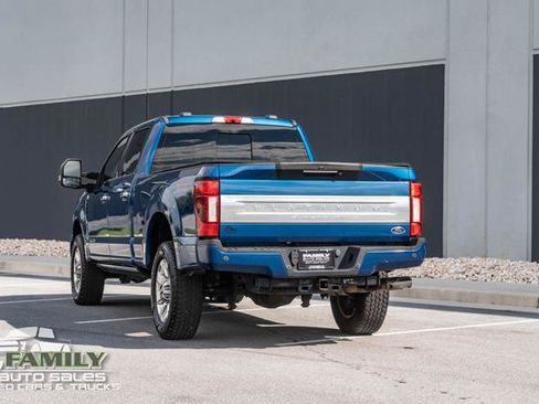 Used 2022 Ford F250 Platinum w/ FX4 Off-Road Package AWD/4WD image 7