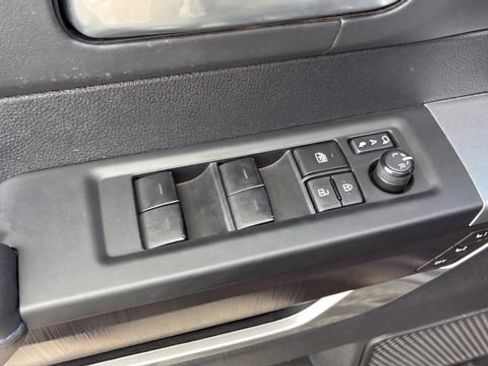 Used 2023 Toyota Tundra Platinum AWD/4WD image 14
