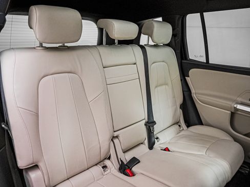 Certified 2023 Mercedes-Benz GLB 250 image 14