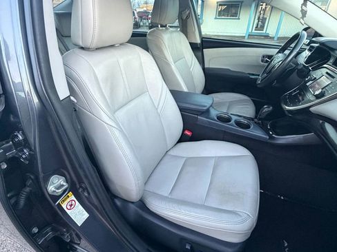 Used 2013 Toyota Avalon XLE image 13