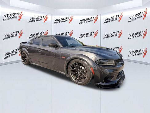Used 2020 Dodge Charger Scat Pack RWD image 10