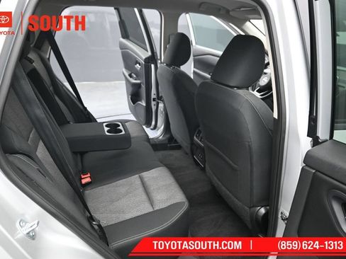 Used 2024 Nissan Rogue SV AWD/4WD image 30