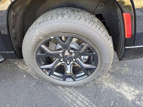 New 2025 Jeep Wagoneer Series II image 5