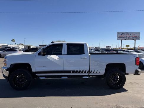 Used 2019 Chevrolet Silverado 2500 LT image 4