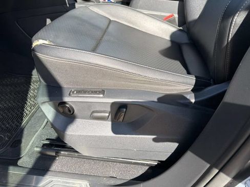 Used 2019 Volkswagen Atlas SEL FWD image 22