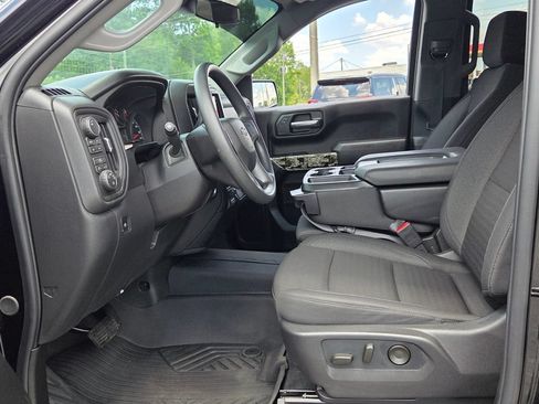 New 2026 Chevrolet Silverado 1500 Custom Trail Boss AWD/4WD image 3
