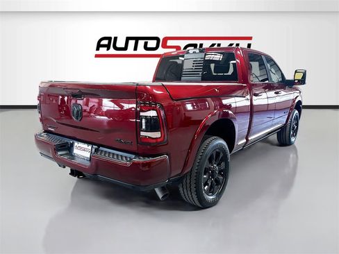 Used 2023 RAM 3500 Limited image 7