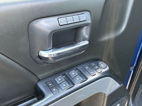 Used 2019 Chevrolet Silverado 2500 LTZ w/ LTZ Plus Package image 15