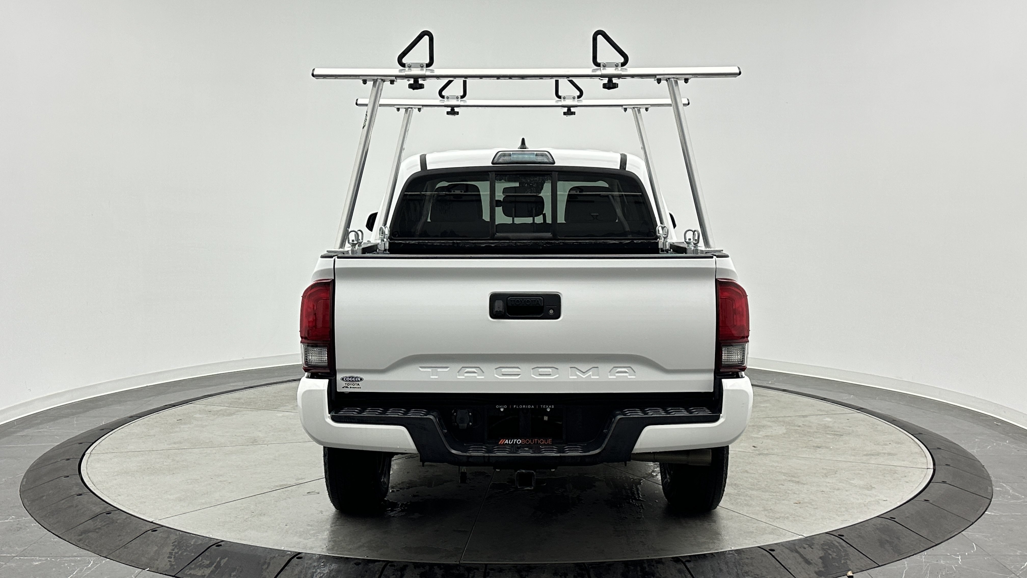 Used 2019 Toyota Tacoma SR w/ SR Convenience Package RWD image 6