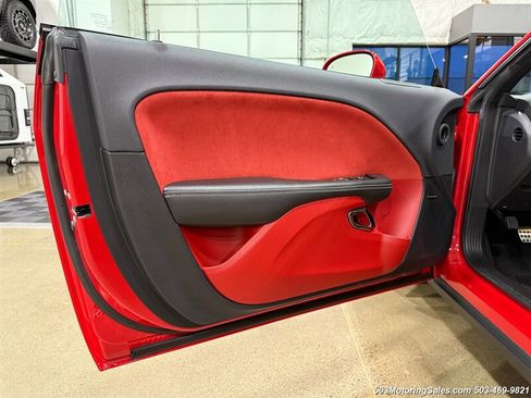 Used 2015 Dodge Challenger SRT Hellcat RWD image 29