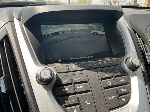 Used 2013 Chevrolet Equinox LT w/ Safety Package image 12