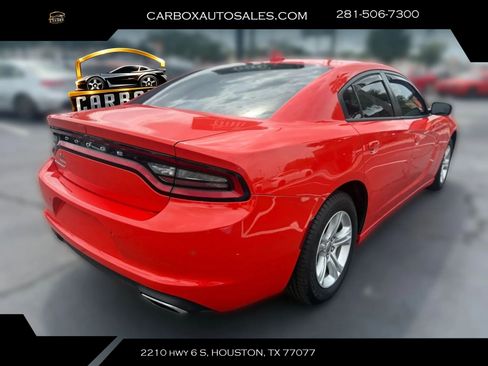 Used 2023 Dodge Charger SXT RWD image 5
