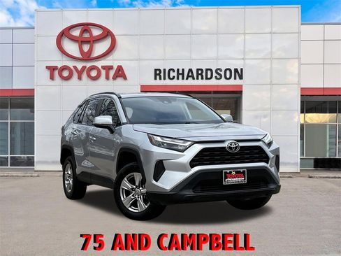 Used 2024 Toyota RAV4 XLE image 1