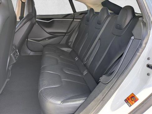 Used 2014 Tesla Model S 85 RWD image 18
