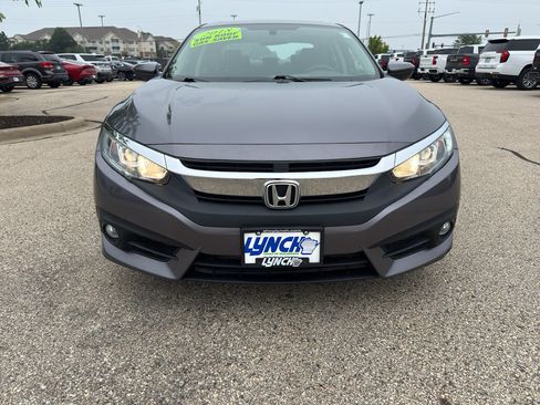 Used 2018 Honda Civic EX-T image 7