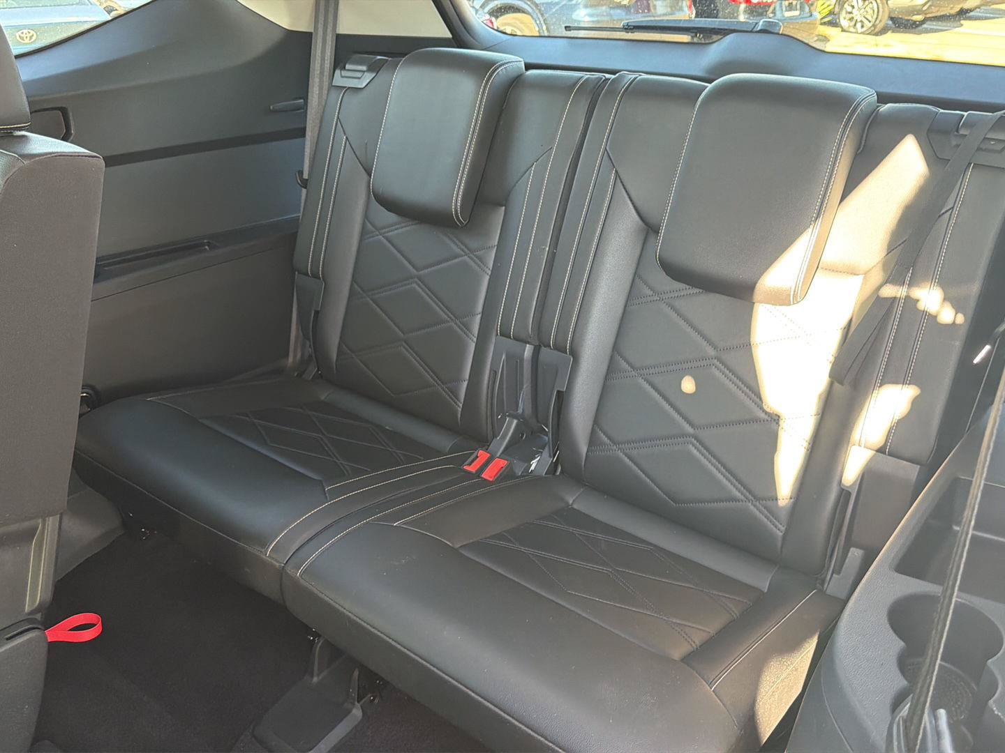 Used 2024 Volkswagen Atlas SE FWD image 13