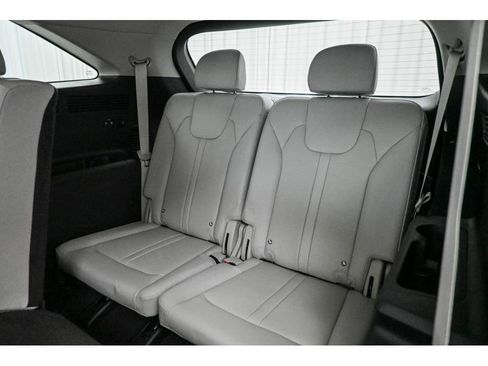 New 2026 Kia Sorento S image 13