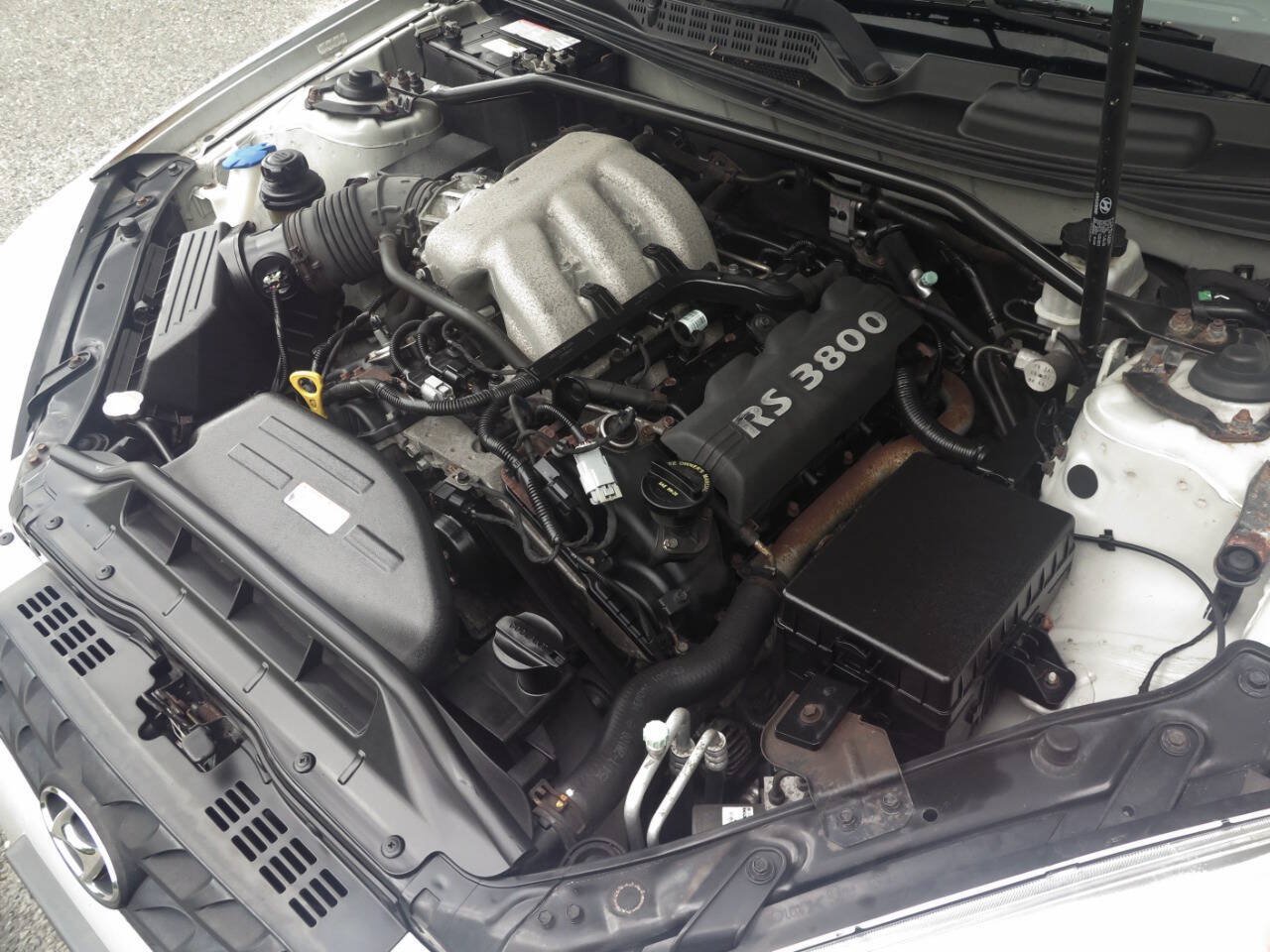 Used 2011 Hyundai Genesis 3.8 RWD image 15