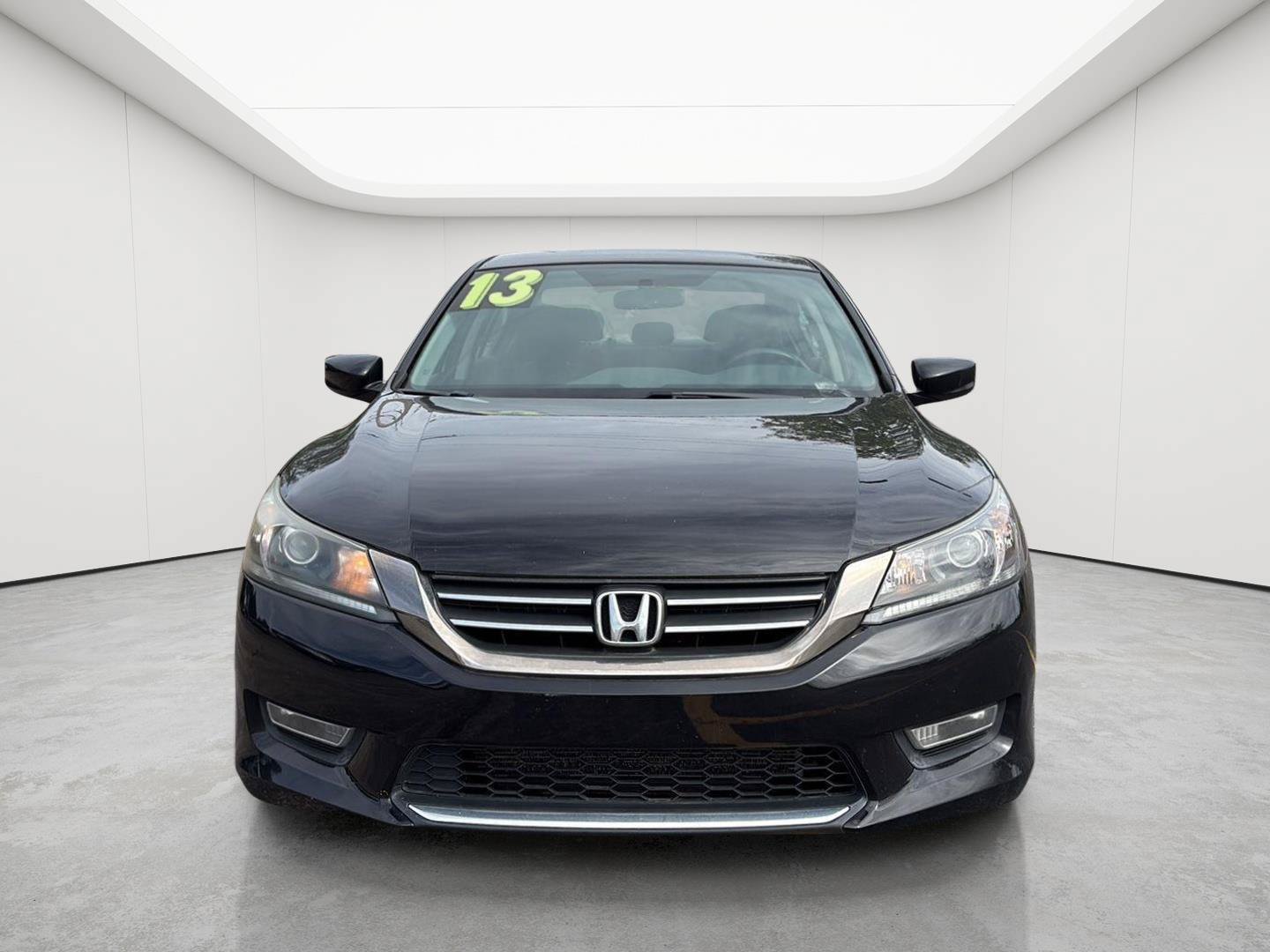 Used 2013 Honda Accord Sport image 2