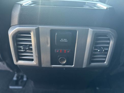 Used 2016 Ford F150 Platinum w/ Equipment Group 701A Luxury AWD/4WD image 19