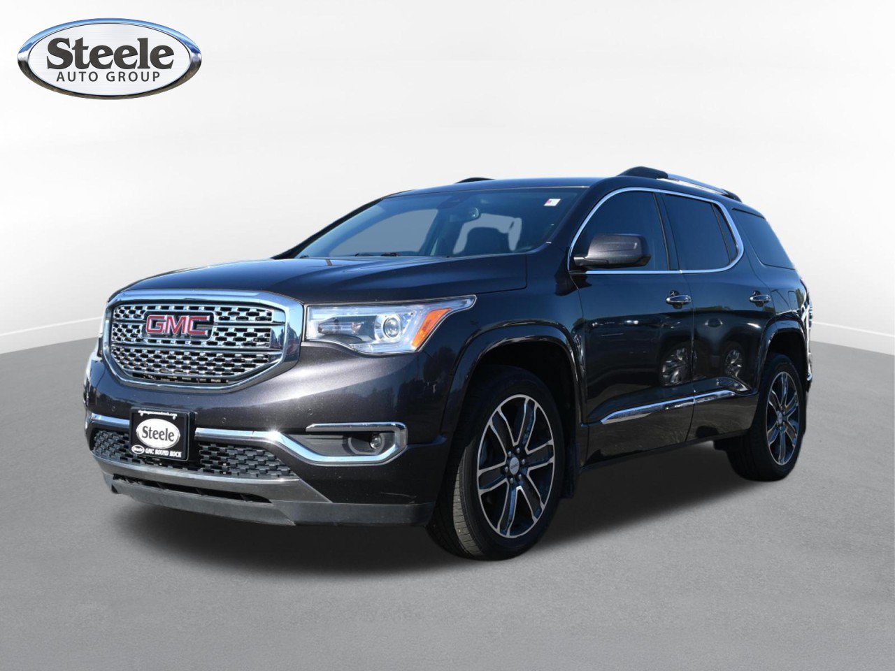 Used 2017 GMC Acadia Denali FWD image 1