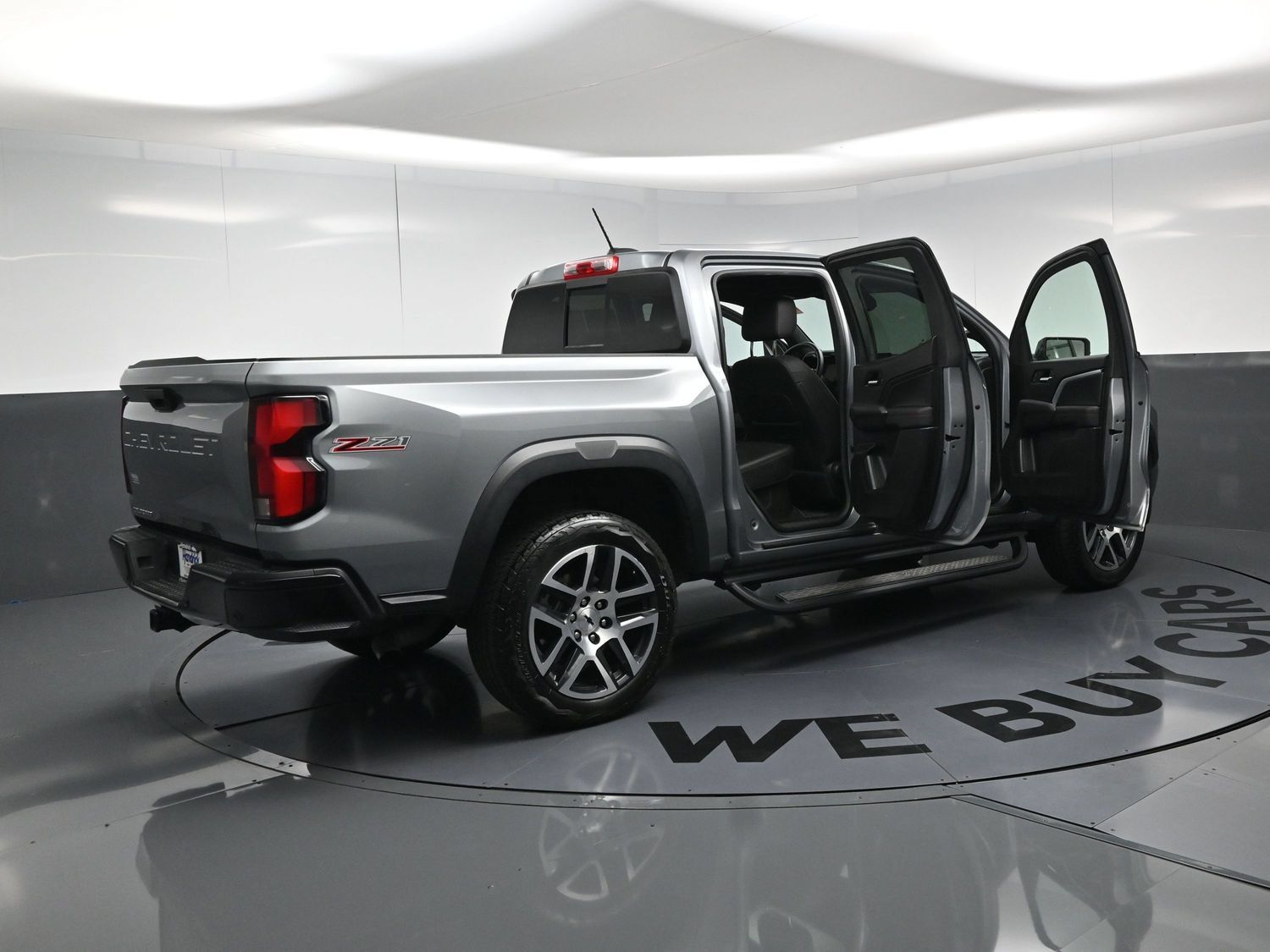 Used 2023 Chevrolet Colorado Z71 w/ Z71 Convenience Package 2 AWD/4WD image 27