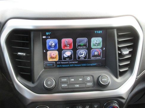 Used 2018 GMC Acadia SLT image 14